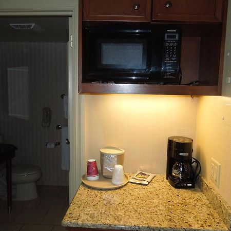 Rockville Centre Inn - Jfk Airport Экстерьер фото