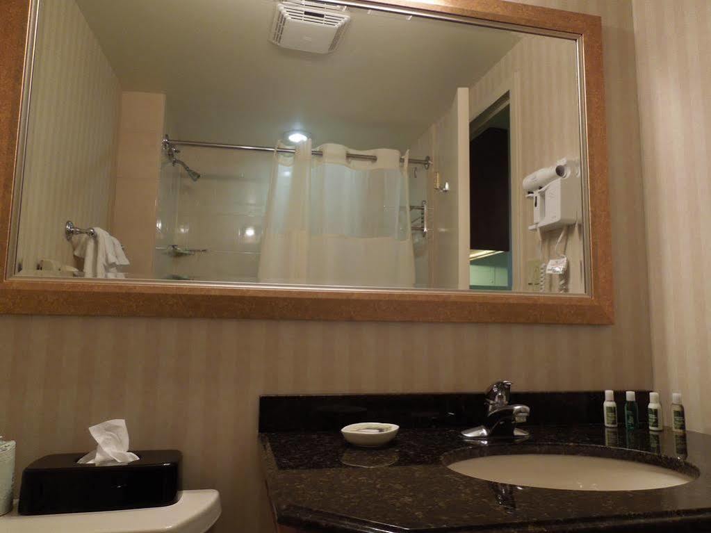 Rockville Centre Inn - Jfk Airport Экстерьер фото