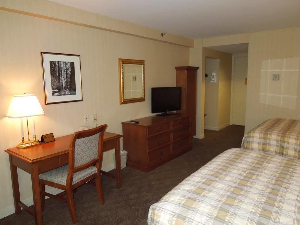 Rockville Centre Inn - Jfk Airport Экстерьер фото