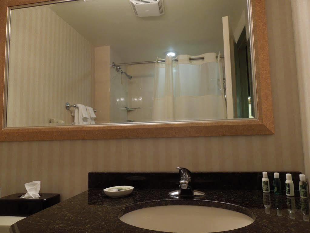 Rockville Centre Inn - Jfk Airport Экстерьер фото